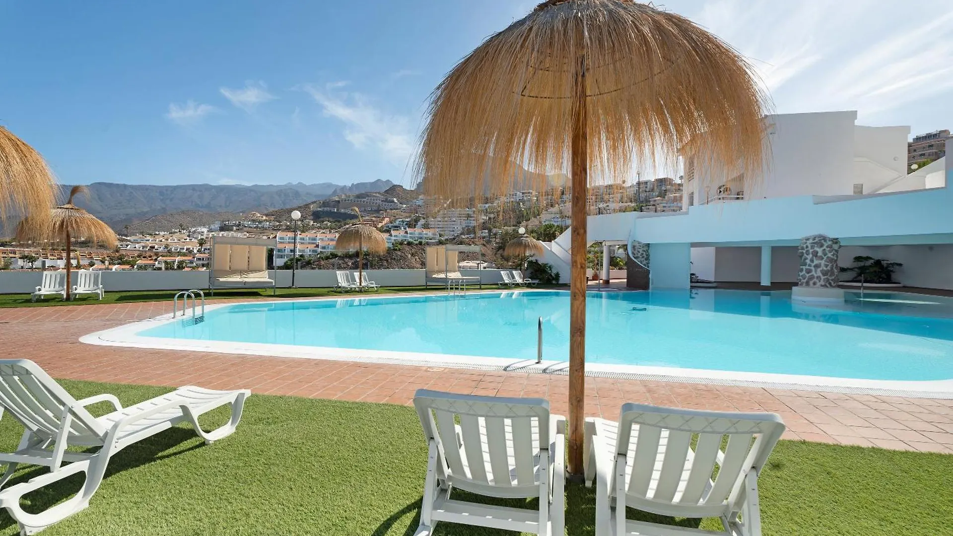 Island Village Heights أذيخي